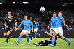 开云APP-那不勒斯迎意甲关键赛，今晚队长鼓劲，气氛紧张，球探报告显示潜力的简单介绍