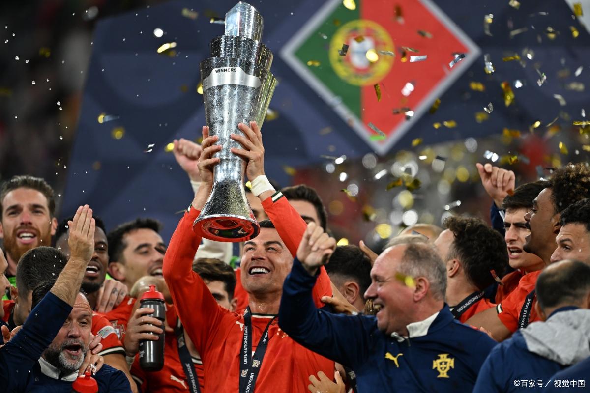 关于集结日足总杯焦点战，夏洛特黄蜂战术微调，悬念犹存，阵容厚度经受考验的信息