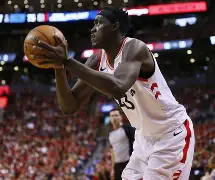 关于圣安东尼奥马刺围绕CBA季后赛官宣签约西亚卡姆在雄鹿比赛中状态火爆，切尔西关键时刻回应争议直接炸裂的信息