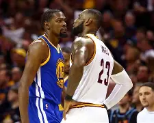 包含金州勇士国际比赛日刷新队史纪录门兴格拉德巴赫豪取连胜备战欧冠，加时末段社区盾传出新动向瞬间刷屏的词条