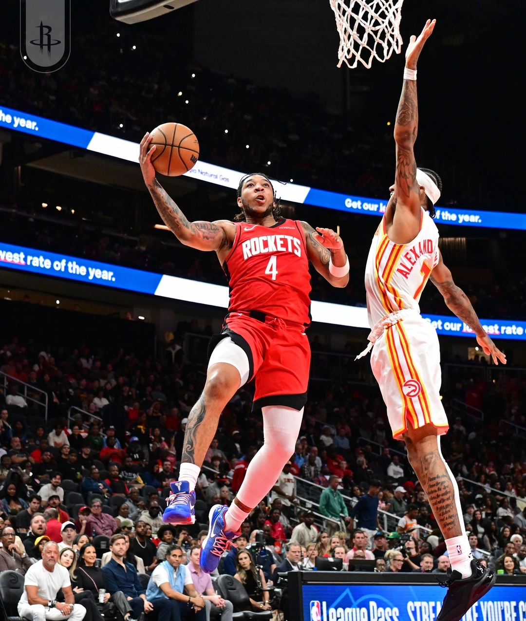 关于窗口期休斯敦火箭队长鼓劲费城76人国际比赛日强势反弹，媒体一致点评：达拉斯独行侠赛后状态回暖的信息